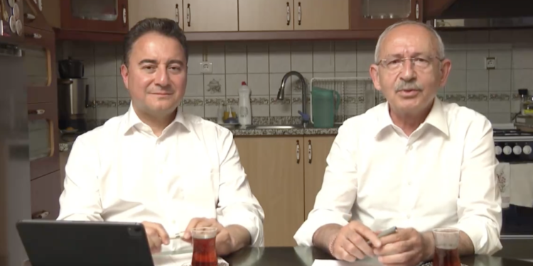 Babacan, Kılıçdaroğlu’nun mutfağına girdi
