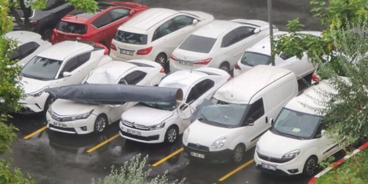 MSB duyurdu: Ankara’da F-4 savaş uçağı parçası düştü!