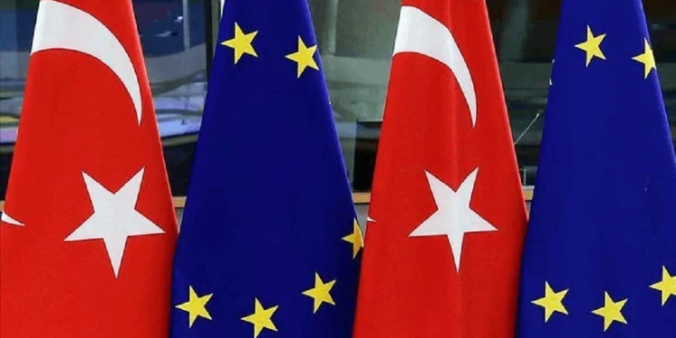 Vizeler yalan oldu: ‘AKP’nin söylemlerine bakarsak, ülkenizin yarısını teröristler oluşturuyor’