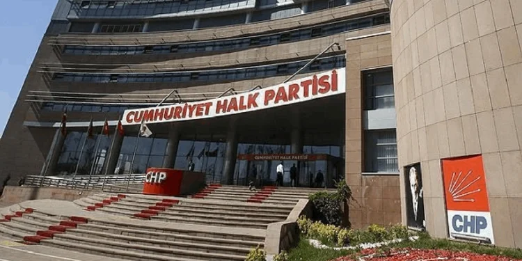 CHP ‘şartsız’ ittifaklar için kapıyı açık bıraktı